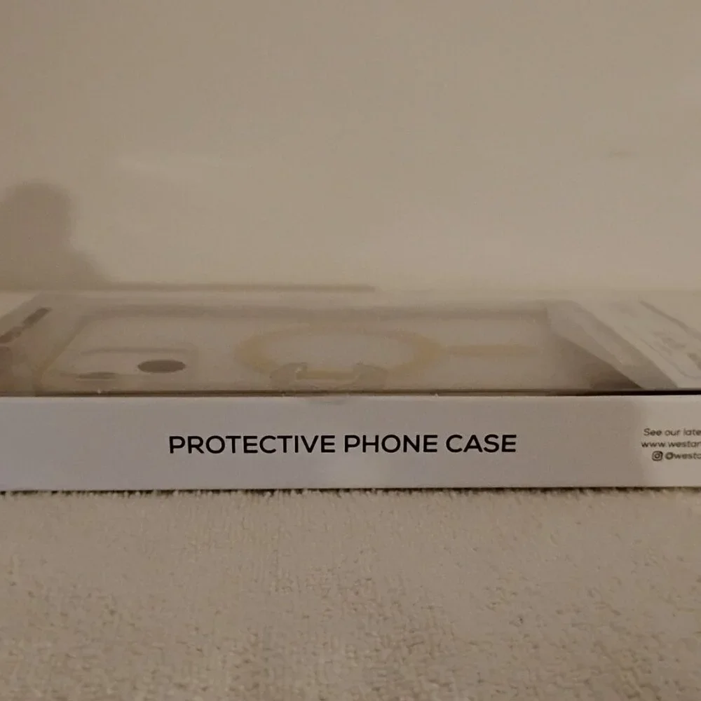 West & Arrow White/Tan iPhone 13/14/15 Protective Phone Case